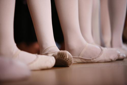ballet-4941738_1920.jpg